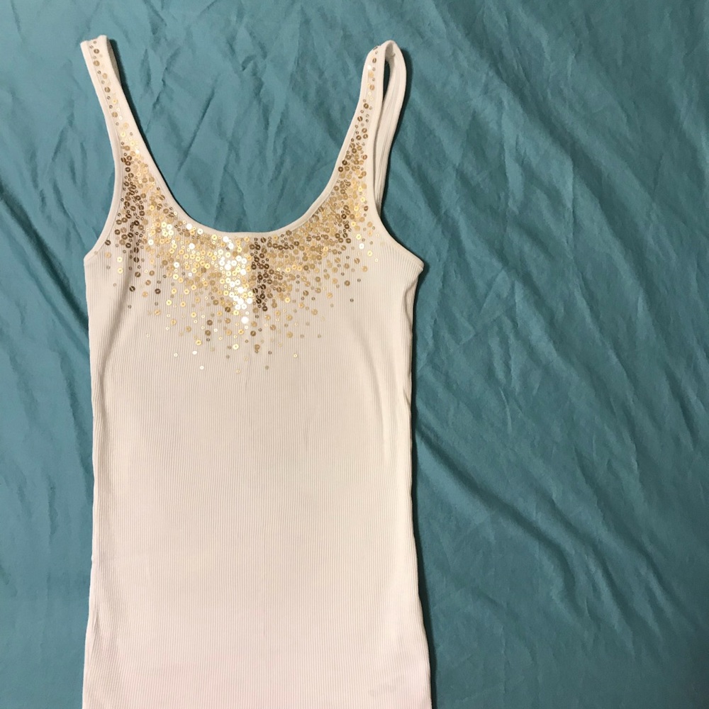 Victoria’s Secret tank top